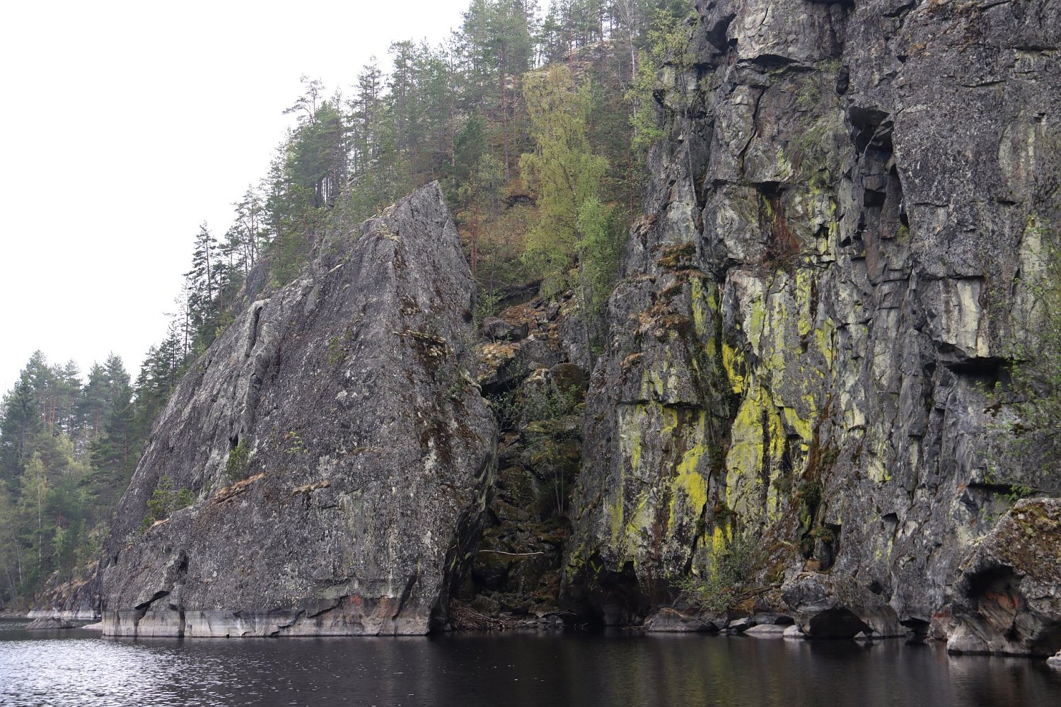 Остров Каарнетсаари