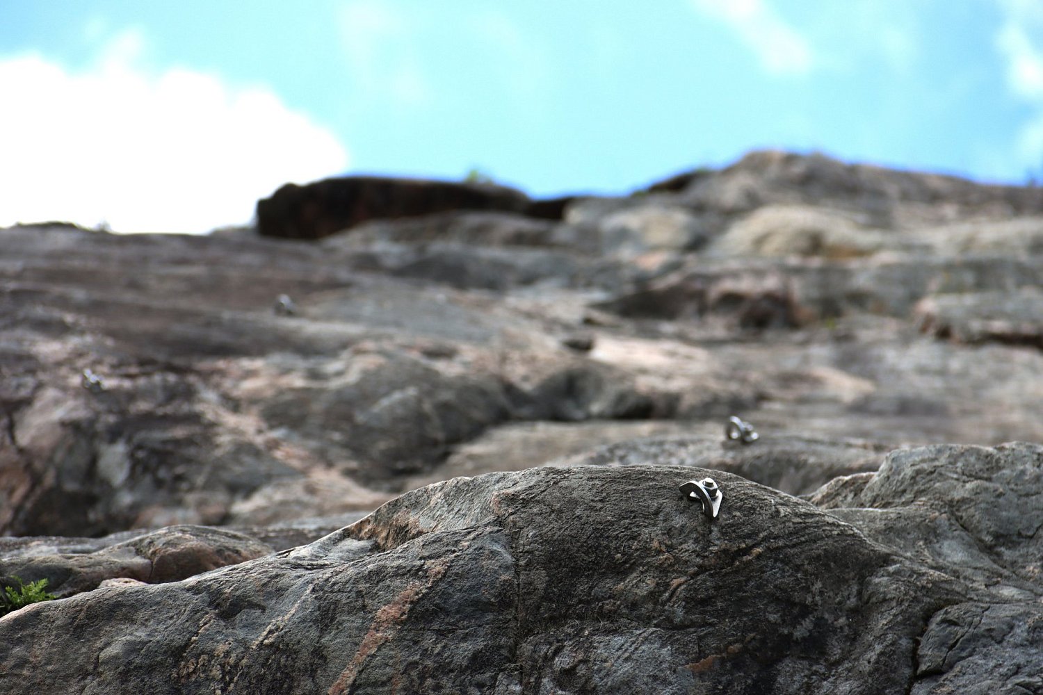 Скальный парк «Змеиная гора» для практического ознакомления и отработки навыков скального лазания